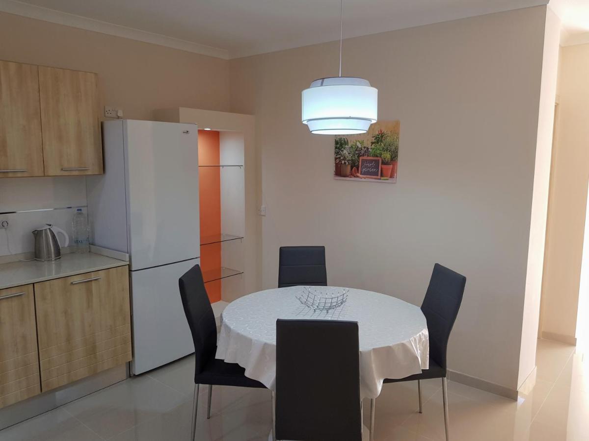 Charming Apartment-Wifi-Sleeps 5 มาร์ซาสคาลา ภายนอก รูปภาพ